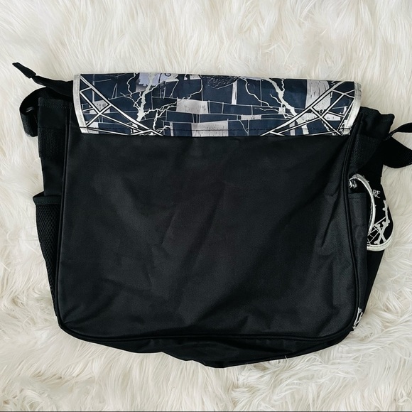 Disney’s The Nightmare Before Xmas Sally & Jack Black Messenger Bag (NWOT) - Picture 3 of 10